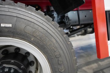 �������ó� ���KC ����� 6.4L���� 300���� 4X2 ��ʿ��12�� 5.4���Ű���ж��ͼƬ