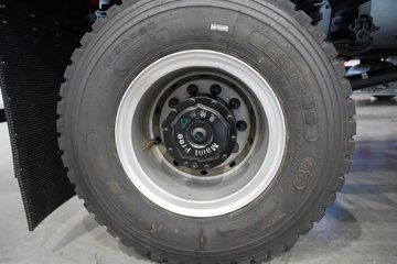 �������ó� ���KC ����� 6.4L���� 300���� 4X2 ��ʿ��12�� 5.4���Ű���ж��ͼƬ