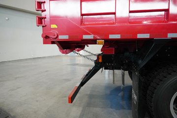 �������ó� ���KC ����� 6.4L���� 300���� 4X2 ��ʿ��12�� 5.4���Ű���ж��ͼƬ