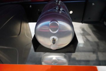 �������ó� ���KC ����� 6.4L���� 300���� 4X2 ��ʿ��12�� 5.4���Ű���ж��ͼƬ