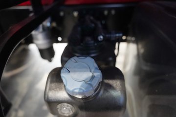 �������ó� ���KC ����� 6.4L���� 300���� 4X2 ��ʿ��12�� 5.4���Ű���ж��ͼƬ