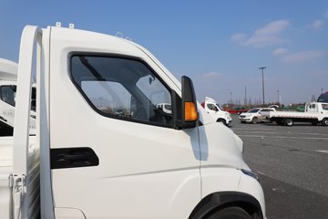 �ɵ�U9 Һɲ 3.705�׵��Ŵ��綯����΢�� �д��º�56.67kWhͼƬ