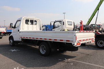 �ɵ�U9 Һɲ 3.705�׵��Ŵ��綯����΢�� �д��º�56.67kWhͼƬ