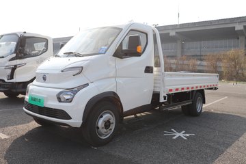 �ɵ�U9 Һɲ 3.705�׵��Ŵ��綯����΢�� �д��º�56.67kWhͼƬ