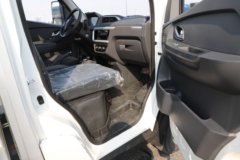 飞碟U9 液刹 3.705米单排纯电动栏板微卡 中创新航56.67kWh