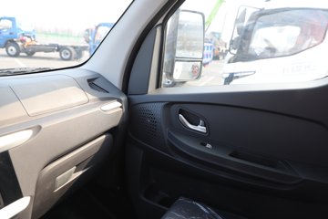 �ɵ�U9 Һɲ 3.705�׵��Ŵ��綯����΢�� �д��º�56.67kWhͼƬ