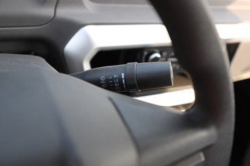 �ɵ�U9 Һɲ 3.705�׵��Ŵ��綯����΢�� �д��º�56.67kWhͼƬ