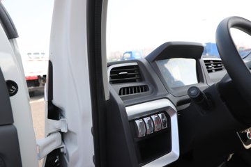 �ɵ�U9 Һɲ 3.705�׵��Ŵ��綯����΢�� �д��º�56.67kWhͼƬ