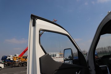 �ɵ�U9 Һɲ 3.705�׵��Ŵ��綯����΢�� �д��º�56.67kWhͼƬ