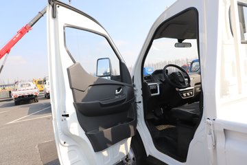 �ɵ�U9 Һɲ 3.705�׵��Ŵ��綯����΢�� �д��º�56.67kWhͼƬ