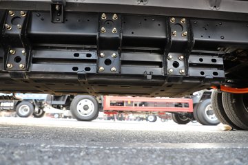 �ɵ�U9 Һɲ 3.705�׵��Ŵ��綯����΢�� �д��º�56.67kWhͼƬ