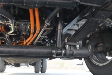 �ɵ�U9 Һɲ 3.705�׵��Ŵ��綯����΢�� �д��º�56.67kWhͼƬ