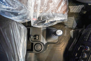 �������KR PLUS 4.8L���� 260���� 4X2 ��ʿ��8�� 9.8����ʽ�ػ���ͼƬ