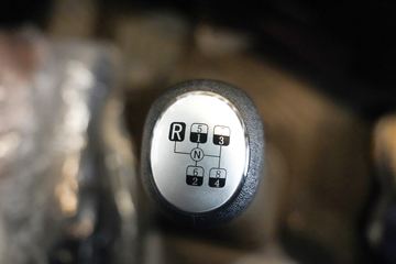 �������KR PLUS 4.8L���� 260���� 4X2 ��ʿ��8�� 9.8����ʽ�ػ���ͼƬ