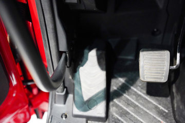 �������KR PLUS 4.8L���� 260���� 4X2 ��ʿ��8�� 9.8����ʽ�ػ���ͼƬ