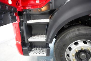 �������KR PLUS 4.8L���� 260���� 4X2 ��ʿ��8�� 9.8����ʽ�ػ���ͼƬ