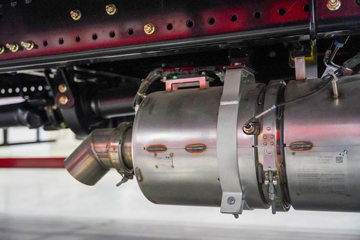 �������KR PLUS 4.8L���� 260���� 4X2 ��ʿ��8�� 9.8����ʽ�ػ���ͼƬ