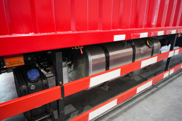 �������KR PLUS 4.8L���� 260���� 4X2 ��ʿ��8�� 9.8����ʽ�ػ���ͼƬ