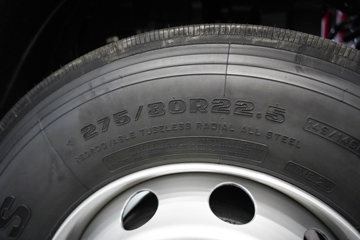 �������KR PLUS 4.8L���� 260���� 4X2 ��ʿ��8�� 9.8����ʽ�ػ���ͼƬ