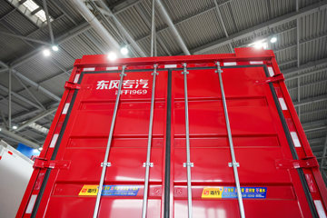 �������KR PLUS 4.8L���� 260���� 4X2 ��ʿ��8�� 9.8����ʽ�ػ���ͼƬ