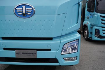 �ൺ���JH6 6X4 ����ʽ���綯ǣ���� ����ʱ��400.61kWhͼƬ