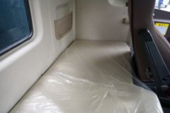 青岛解放JH6 6X4 换电式纯电动牵引车 宁德时代400.61kWh