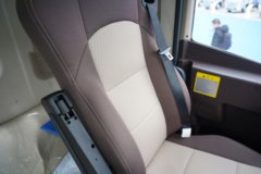 青岛解放JH6 6X4 换电式纯电动牵引车 宁德时代400.61kWh