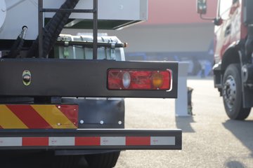 �����½� ����X7 430���� 8X4 ɢװ�������䳵(������)ͼƬ