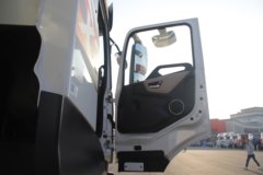 东风新疆 畅行X7 430马力 8X4 散装饲料运输车(百勤牌)