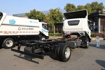 飞碟EW7&nbsp;电动载货车外观图片