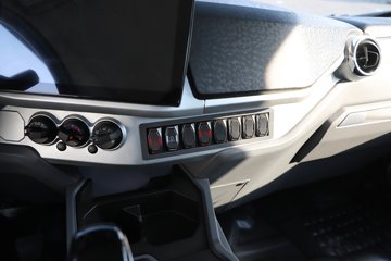 �ɵ�EW7 ��ɲ 4.18�׵��Ŵ��綯��դʽ�Ῠ ����ʱ��140.41kWhͼƬ