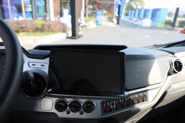 �ɵ�EW7 ��ɲ 4.18�׵��Ŵ��綯��դʽ�Ῠ ����ʱ��140.41kWhͼƬ