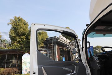�ɵ�EW7 ��ɲ 4.18�׵��Ŵ��綯��դʽ�Ῠ ����ʱ��140.41kWhͼƬ