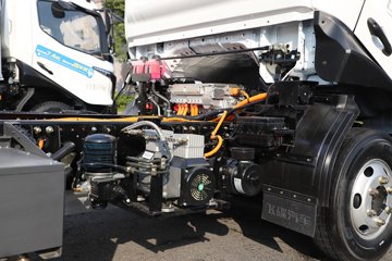 �ɵ�EW7 ��ɲ 4.18�׵��Ŵ��綯��դʽ�Ῠ ����ʱ��140.41kWhͼƬ