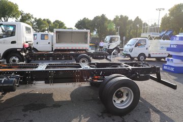 �ɵ�EW7 ��ɲ 4.18�׵��Ŵ��綯��դʽ�Ῠ ����ʱ��140.41kWhͼƬ