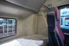 解放鹰驰 11.1L柴油 490马力 6X4 一汽解放12档 牵引车