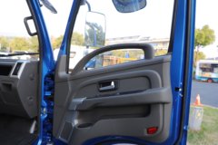 飞碟金牛X5 2.5L柴油 160马力 4X2 法士特8档 3.3米单排自卸车 飞碟金牛X5 2.5L柴油 160马力 4X2 法士特8档 3.3米单排自卸车