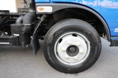 飞碟金牛X5 2.5L柴油 160马力 4X2 法士特8档 3.3米单排自卸车 飞碟金牛X5 2.5L柴油 160马力 4X2 法士特8档 3.3米单排自卸车