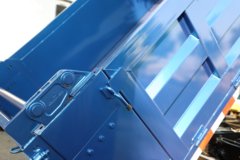 飞碟金牛X5 2.5L柴油 160马力 4X2 法士特8档 3.3米单排自卸车 飞碟金牛X5 2.5L柴油 160马力 4X2 法士特8档 3.3米单排自卸车