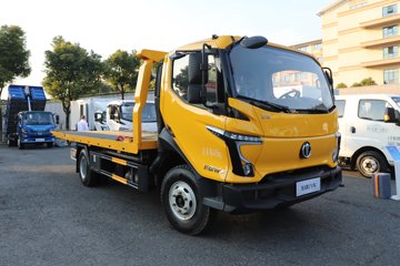 飞碟W7 180马力 4X2 8档 清障车