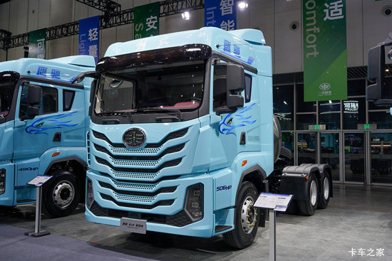 ���ӥ�� 12.5L LNG 500���� 6X4 һ�����12�� ǣ����