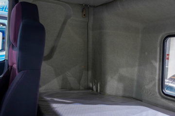 ���ӥ�� 12.5L LNG 500���� 6X4 һ�����12�� ǣ����ͼƬ