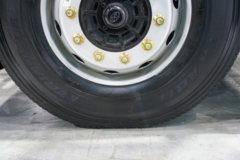 解放鹰驰 12.5L LNG 500马力 6X4 一汽解放12档 牵引车