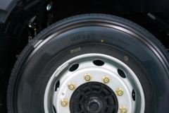 解放鹰驰 12.5L LNG 500马力 6X4 一汽解放12档 牵引车