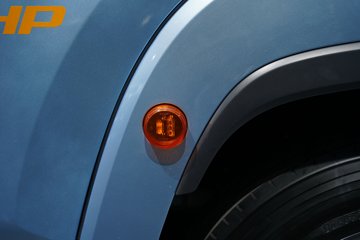 ���ӥ; ͷ�Ȳ� 15.6L LNG 660���� 6X4 һ�����12�� AMT�Զ��� ǣ����ͼƬ