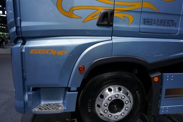 ���ӥ; ͷ�Ȳ� 15.6L LNG 660���� 6X4 һ�����12�� AMT�Զ��� ǣ����ͼƬ