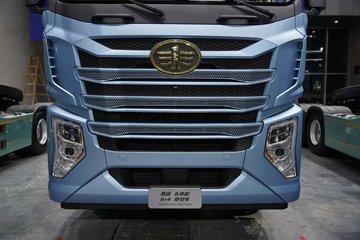 ���ӥ; ͷ�Ȳ� 15.6L LNG 660���� 6X4 һ�����12�� AMT�Զ��� ǣ����ͼƬ