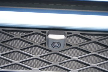 ���ӥ; ͷ�Ȳ� 15.6L LNG 660���� 6X4 һ�����12�� AMT�Զ��� ǣ����ͼƬ