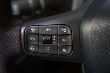 ���ӥ; ͷ�Ȳ� 15.6L LNG 660���� 6X4 һ�����12�� AMT�Զ��� ǣ����ͼƬ