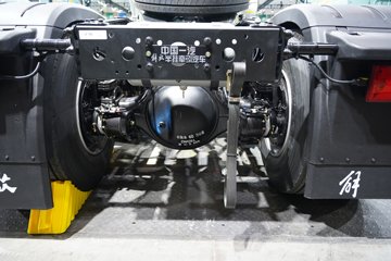 ���ӥ; ͷ�Ȳ� 15.6L LNG 660���� 6X4 һ�����12�� AMT�Զ��� ǣ����ͼƬ